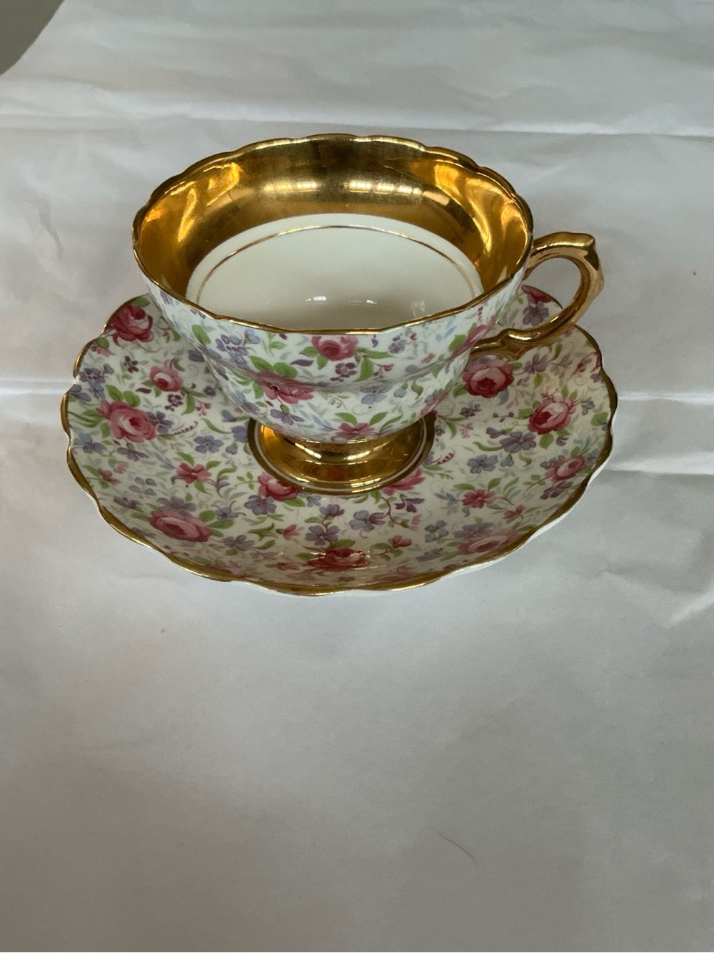 Rosina vintage Porcelain Floral Teacup and Saucer with Gold Trim - White and